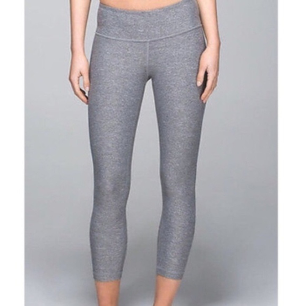 lululemon cropped heather gray leggings